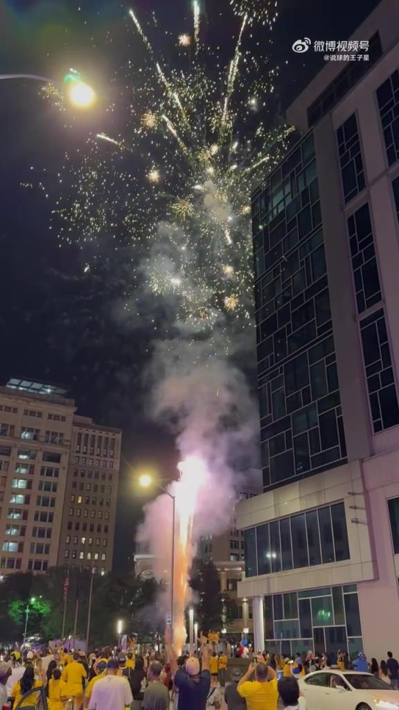 步行者拖入抢七！印第安纳当地放烟花庆祝！